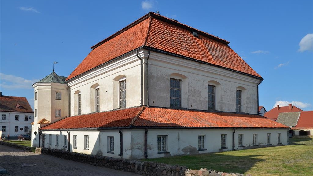 W tykocińskiej synagodze można zobaczyć przedmioty sprzed 80 lat należące do żydowskiej rodziny