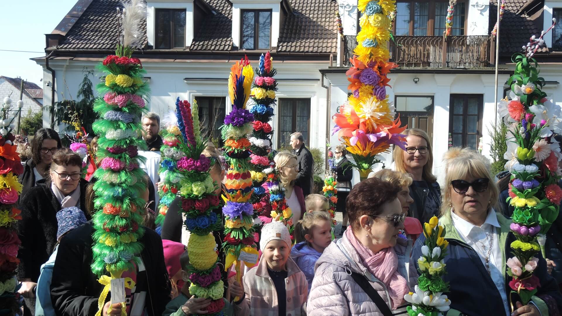 Niedziela Palmowa w Ciechanowcu. Ponad 500 palm na procesji [zdjęcia]