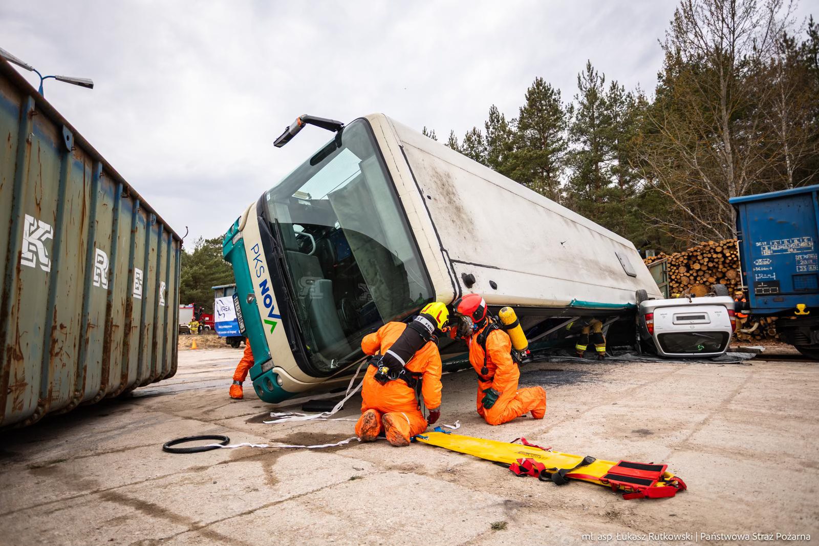 "Siemianówka 2025": Strażacy i służby ćwiczą scenariusze kryzysowe [zdjęcia]