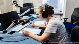 Czytanie fragmentów powieści "Nad Niemnem" Elizy Orzeszkowej w Polskim Radiu Białystok, fot. Sylwia Krassowska