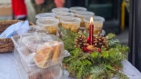 Akcja "Wigilijny stół" w Łomży, 24.12.2024, fot. Paweł Wądołowski