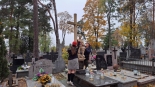 Harcerze odwiedzili groby zasłużonych druhów, 29.10.2024, fot. Marcin Gliński