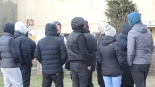 Protest przed ośrodkiem dla cudzoziemców w Czerwonym Borze, 6.04.2025, fot. Adam Dąbrowski