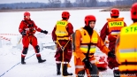Ćwiczenia strażaków z działań na lodzie, 19.02.2025, fot. Sylwia Krassowska