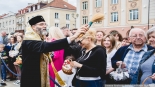 Ekumeniczne święcenie pokarmów w centrum Białegostoku, 19.04.2025, fot. Joanna Szubzda